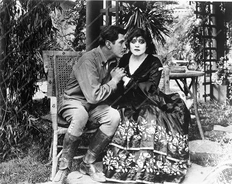 Theda Bara Alan Roscoe early silent film Under the Yoke 5508-01