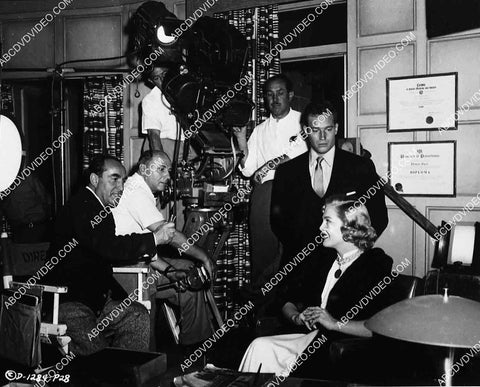 director Irving Rapper, Charlton Heston, Lizabeth Scott in front of cameras film Bad for Each Other 5588a-021