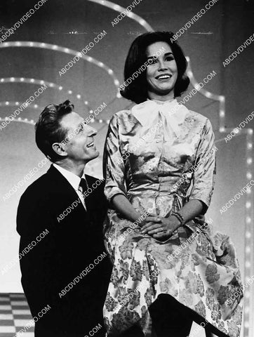 beautiful Mary Tyler Moore & Danny Kaye TV The Danny Kaye Show-5588a-030