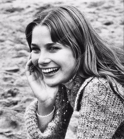 beautiful Deborah Raffin at the beach 5600-26