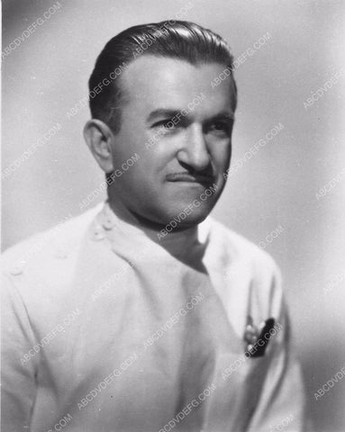 great Jack Pierce portrait in his smock 5622-28