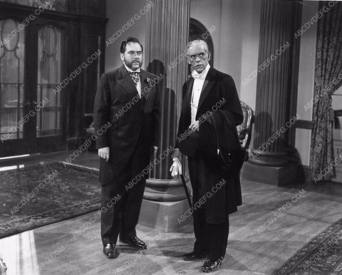 Thomas Gomez Boris Karloff film The Climax 5623b-04