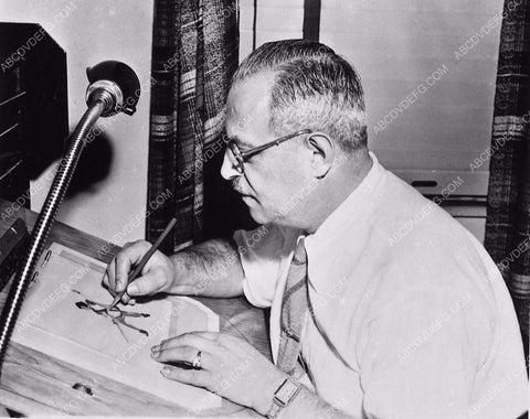 cartoonist and animator Max Fleischer drawing at his desk 5715-26