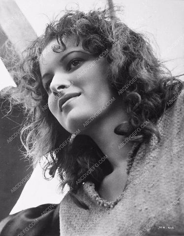 sexy Maureen O'Hara shot 5760-12