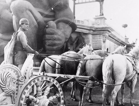 Ramon Novarro on his chariot silent film Ben-Hur 6035-01