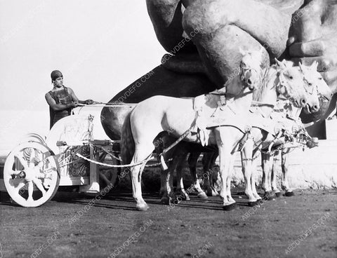 Ramon Novarro on his chariot silent film Ben-Hur 6035-03