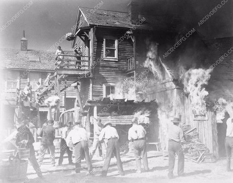 battling the fire sequence film In Old Chicago 6038-11