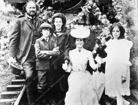 The Railway Children Jenny Agutter Dinah Sheridan 6073-34
