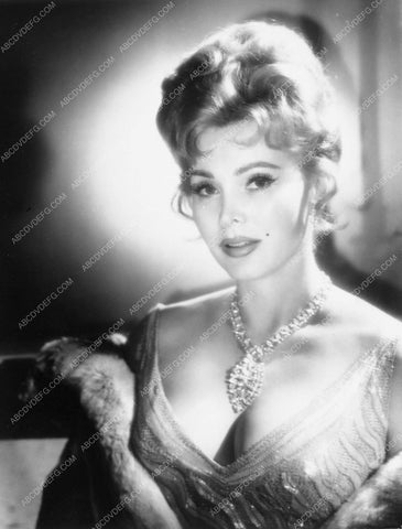 Zsa Zsa Gabor beautiful glamour portrait 6073-35