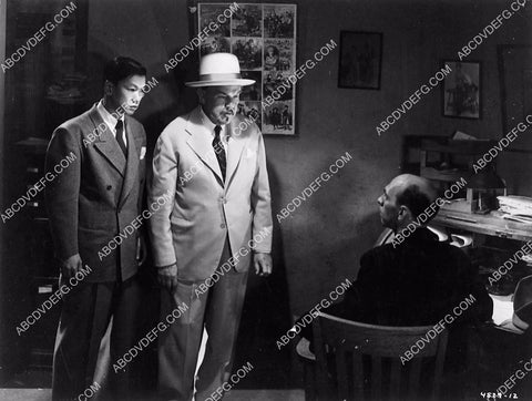 Benson Fong Sidney Toler film Charlie Chan Dark Alibi 6254-17