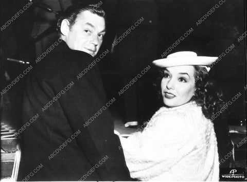 candid Johnny Weissmuller Lupe Velez out for the evening 6387-25
