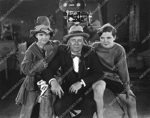 director Herbert Brenon w Philippe De Lacy Jack Murphy on set silent film Peter Pan 6397-16