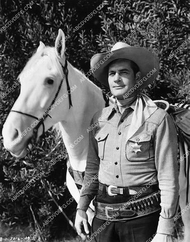 Charles Starrett posing w his horse 6428-22