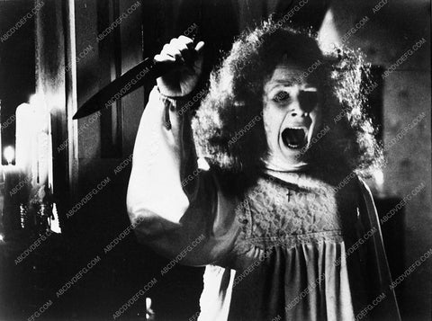 knife wielding Piper Laurie horror film Carrie 6504-07