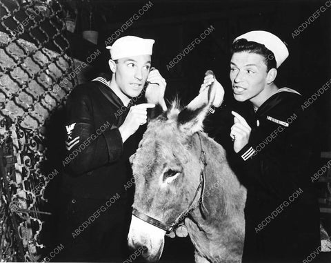 Kathryn Grayson Frank Sinatra and cast film Anchors Aweigh 6614-09