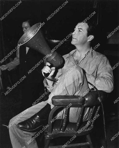 candid Robert Taylor w the megaphone 6629-02