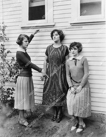 candid Viola Dana Shirley Mason and friend 6831-18