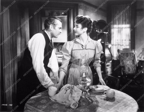 Laurence Olivier Jennifer Jones film Carrie 6863-21