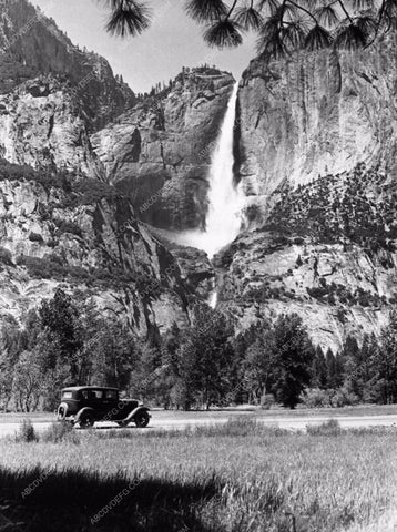c 1940 Yosemite National Park waterfall old school automobile 6863-32