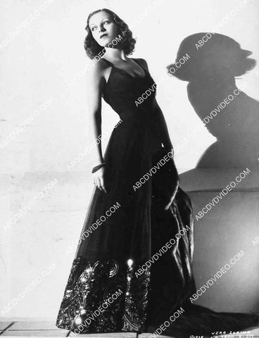 lovely Vera Zorina portrait 6877-007