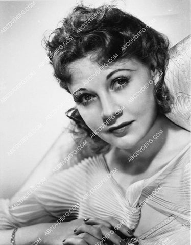 Una Merkel portrait 6942-29