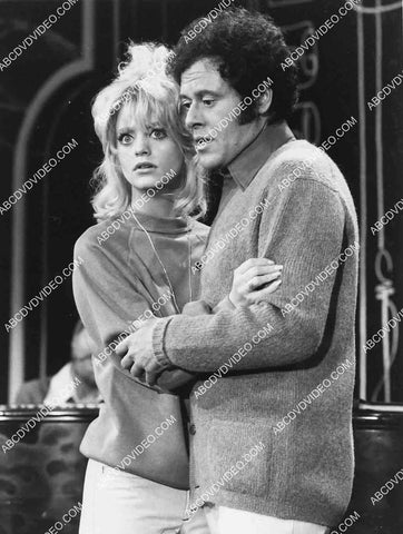 Goldie Hawn, Bob Dishy TV Laugh-In 6943-026