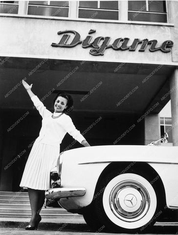 Carmen Sevilla and her new Mercedes automobile 6974-03