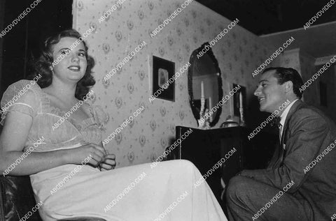 candid Deanna Durbin and co star on set film Christmas Holiday Gene Kelly 7019-021