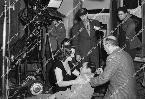 candid Deanna Durbin w director Richard Siodmak on set film Christmas Holiday Gene Kelly 7019-028