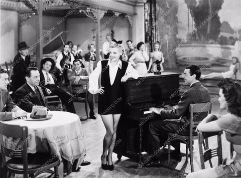 Vivian Blaine Robert Bailey film Jitterbugs 7173-09