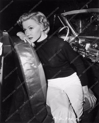 Gloria Grahame in cool automobile 7173-26