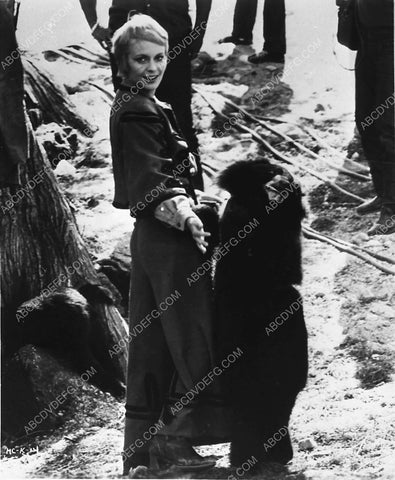 candid Jean Seberg dancing w a baby bear on location film Macho Callahan 7249-17