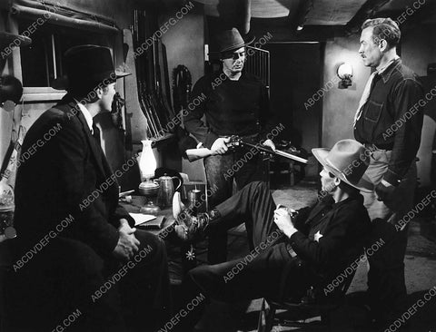 Victor Mature Henry Fonda film My Darling Clementine 7335-35