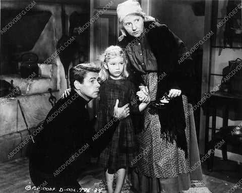 Paul Muni Ann Carter film Commandos Strike at Dawn 7541-12