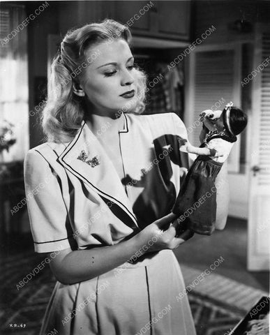 Anne Jeffreys and small doll film Riff Raff 7541-20