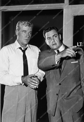 Raymond Burr William Hopper Perry Mason TV show 7675-36