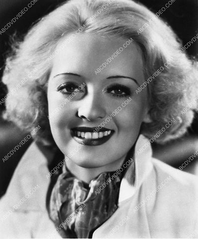 Bette Davis portrait 7750-10