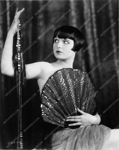 always beautiful Louise Brooks portrait 7855-02