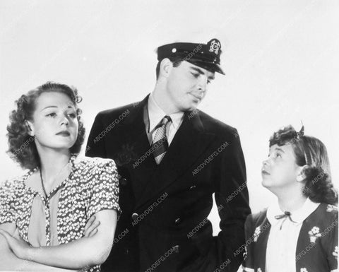 cast Always In Trouble 7883-08