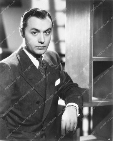 Charles Boyer portrait 7895-03