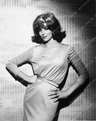 sexy Tina Louise portrait 7992-21