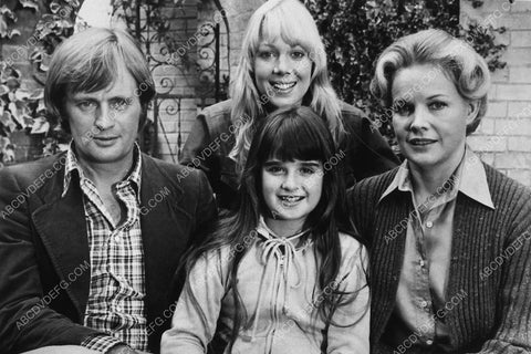 David McCallum Lynn-Holly Johnson Kyle Richards film Watcher in the Woods 8148-02