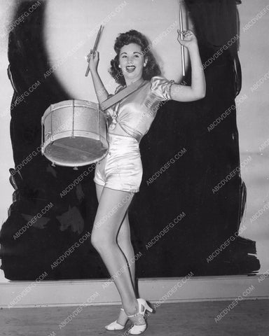shapely Blanche Taylor to entertain Police Bennefit L.A. Coliseum 81bx01-121