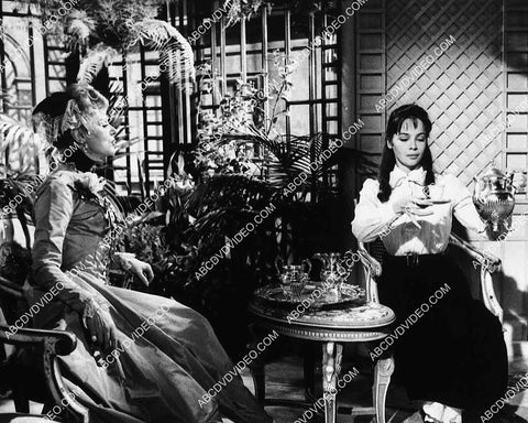 Leslie Caron film Gigi 8207-25