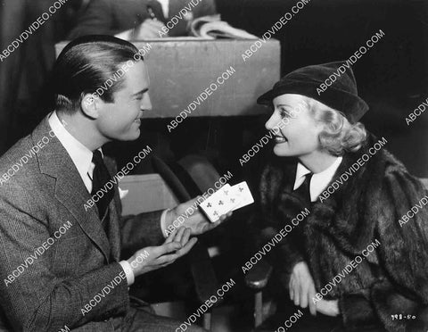 Chester Morris does card tricks for Carole Lombard behind scenes film The Gay Bride 8240-25