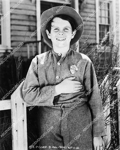 child star Sammy McKim sporting his Wild Bill Hickok badge 8242-24