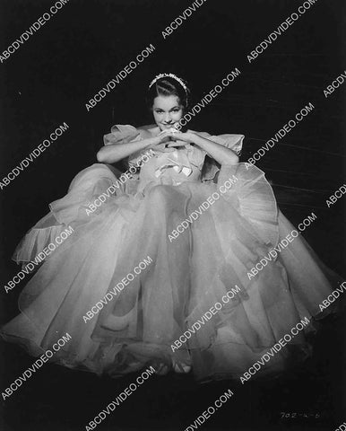 Maureen O'Sullivan portrait 8245-11