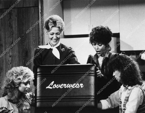 Rachel Dennison Valerie Curtin Marian Mercer Rita Moreno TV Nine to Five 8484-03
