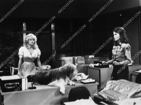Rachel Dennison Jane Fonda and the dog TV Nine to Five 8484-25