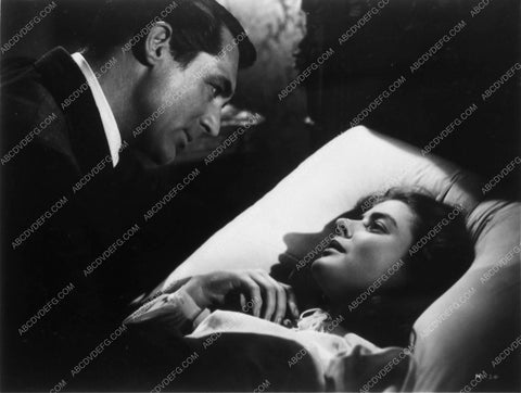 Cary Grant Ingrid Bergman Notorious 8509-21